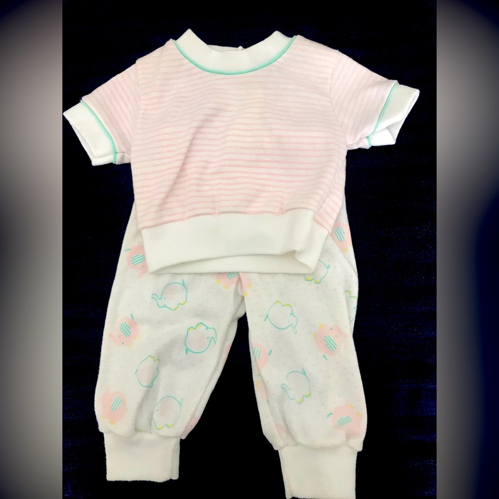 2 Piece Baby Girl Outfit sized 3-6 Months